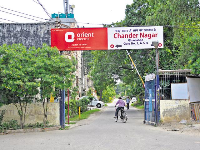 A resident of Chander Nagar in Ghaziabad died in a Delhi hospital of complications suspectedly caused by chikungunya. (Sakib Ali/HT File Photo) A resident of Chander Nagar in Ghaziabad died in a Delhi hospital of complications suspectedly caused by chikungunya. (Sakib Ali/HT File Photo)