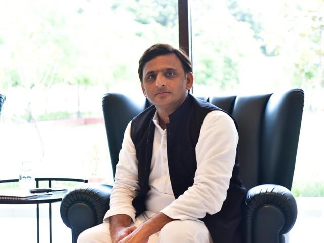 UP chief minister Akhilesh Yadav during an interview with HT in his Lucknow residence.(Deepak Gupta/HT Photo)