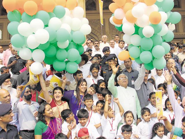 CM Khattar was asked a question over the biryani row at the event to mark the unveiling of the logo of Haryana’s golden jubilee celebrations. (HT Photo) CM Khattar was asked a question over the biryani row at the event to mark the unveiling of the logo of Haryana’s golden jubilee celebrations. (HT Photo)