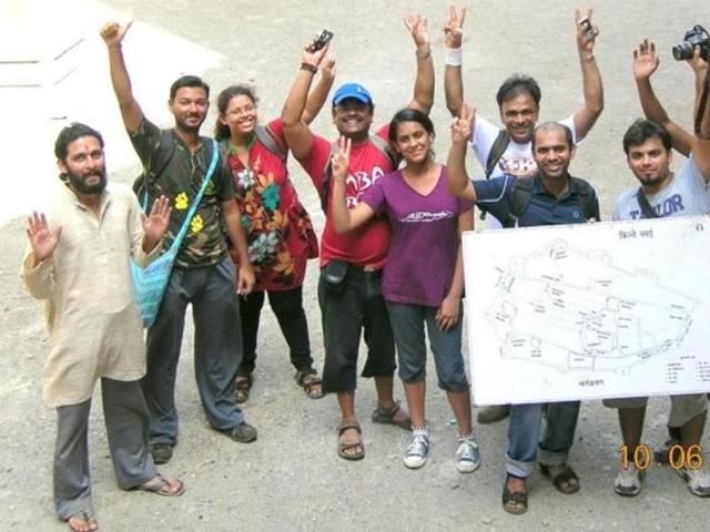 Since they began their clean-up activities, Raut and other volunteers noticed that visitors defaced walls with crayons or chalk, destroying centuries-old engravings on the walls. (HT Photo) Since they began their clean-up activities, Raut and other volunteers noticed that visitors defaced walls with crayons or chalk, destroying centuries-old engravings on the walls. (HT Photo)