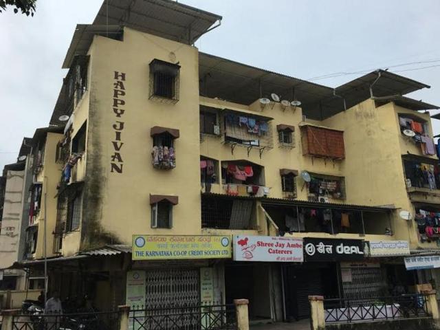 On Saturday, the police had registered a case against 11 members of the society for disrupting communal harmony by refusing to allow Khan to buy a flat there. On Saturday, the police had registered a case against 11 members of the society for disrupting communal harmony by refusing to allow Khan to buy a flat there.