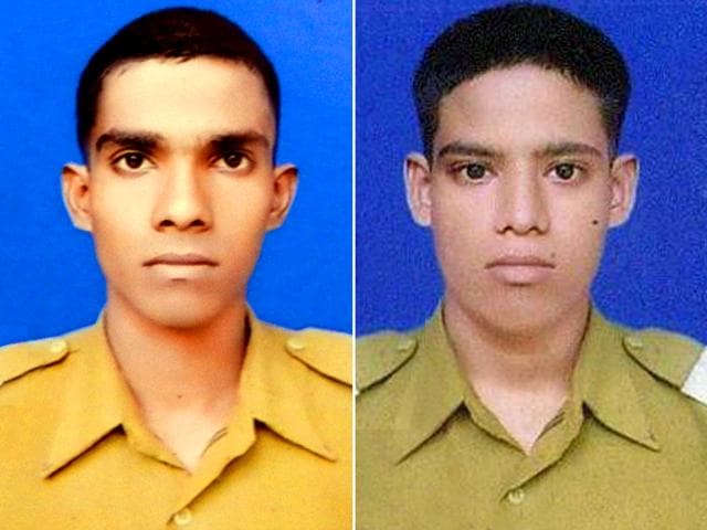 Biswajit Ghorai (Left) and Gangadhar Dolui were two jawans from West Bengal who were killed in the Uri terror attack on Sunday morning.(HT Photos)