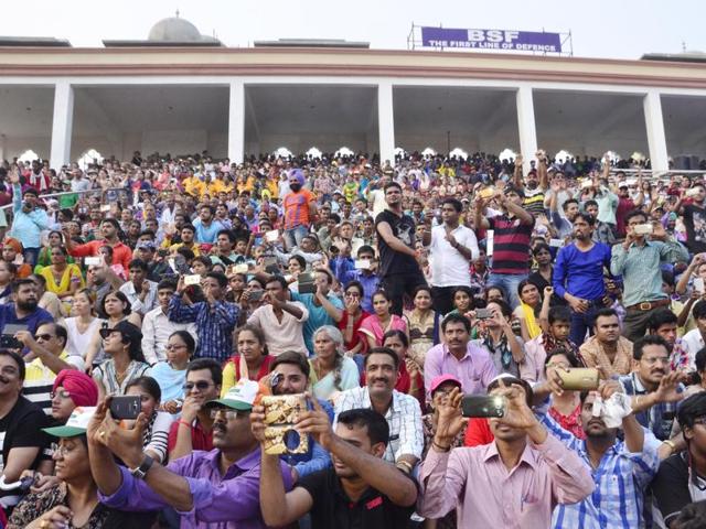 Despite security enhancement, the attendance was so big that the galleries ran short of space.) (Sameer Sehgal/HT Photo)