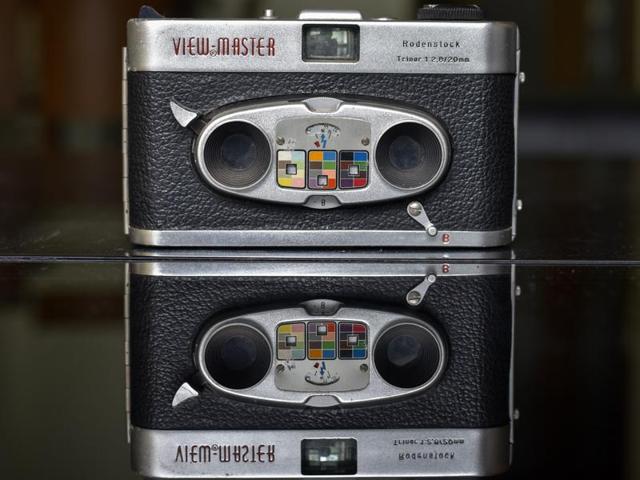 A Rodenstock View Master camera from the 1960s was used to create 35mm stereo images by using two lenses to create 3D reels for viewing in a personal viewer. (Kunal Patil/Hindustan Times)