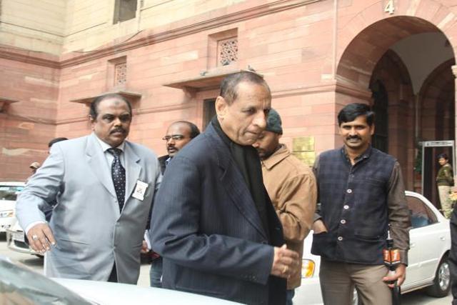 A file photo of Telangana governor ESL Narasimhan (centre). (HT photo) A file photo of Telangana governor ESL Narasimhan (centre). (HT photo)