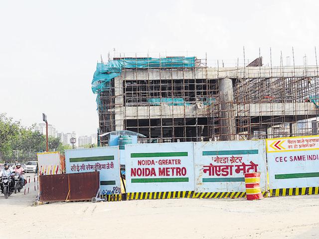 The Supreme Court on September 16 stayed the green tribunal’s order mandating environment clearance for the 30-km under-construction Noida-Greater Noida Metro link. (Burhaan Kinu/HT)