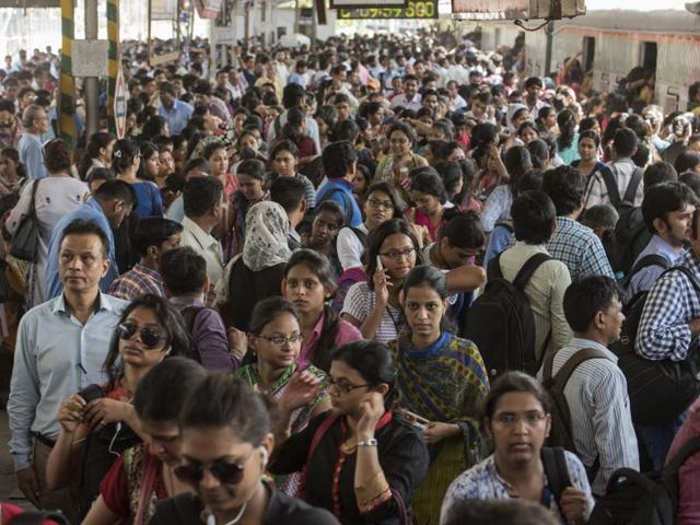 Hindustan Times has been consistently reporting about the overcrowded Parel station that almost results in stampedes at the CST-end staircase during peak hours(HT File Photo)