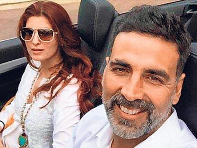 Akshay Kumar and his wife Twinkle Khanna have been married since 2001. They have 2 children , son Aarav and daughter Nitara. Akshay Kumar and his wife Twinkle Khanna have been married since 2001. They have 2 children , son Aarav and daughter Nitara.