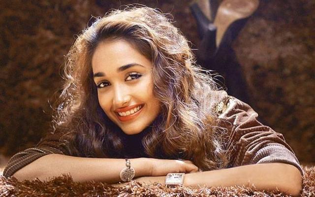 Jiah Khan is best known for her role in Amitabh Bachchan-starrer Nishabd. Jiah Khan is best known for her role in Amitabh Bachchan-starrer Nishabd.