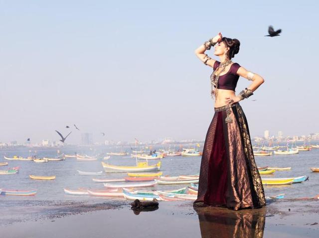 Nargis Fakhri posed for Riteish Deshmukh in a recent photoshoot. (Twitter/Riteish Deshmukh)