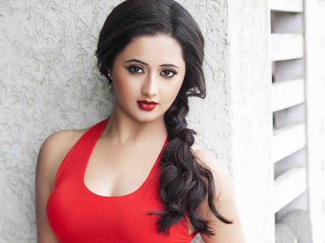 Rashami Desai uploaded a photo with her co-star Laksh Lalwani on Instagram three days ago. Since then, reports linking her to the latter have been doing the rounds. (Instagram) Rashami Desai uploaded a photo with her co-star Laksh Lalwani on Instagram three days ago. Since then, reports linking her to the latter have been doing the rounds. (Instagram)