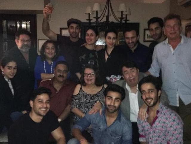 The entire family joined the Kapoor sisters to have fun. (Instagram/Karisma Kapoor) 