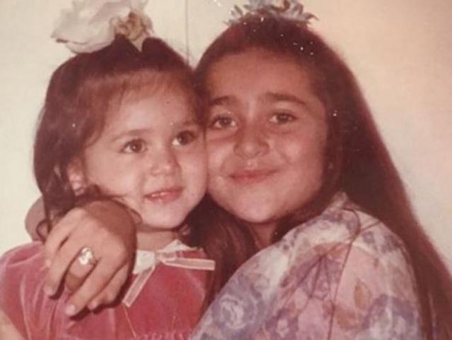 Karisma wished Kareena on her 36th birthday with this throwback picture. (Instagram/Karisma Kapoor) 