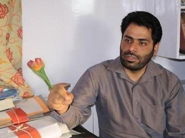 Khurram Parvez, 39, who is the chairperson of the Asian Federation Against Involuntary Disappearances, was put under preventive detention last week.(Facebook/Kashmir Voice) Khurram Parvez, 39, who is the chairperson of the Asian Federation Against Involuntary Disappearances, was put under preventive detention last week.(Facebook/Kashmir Voice)