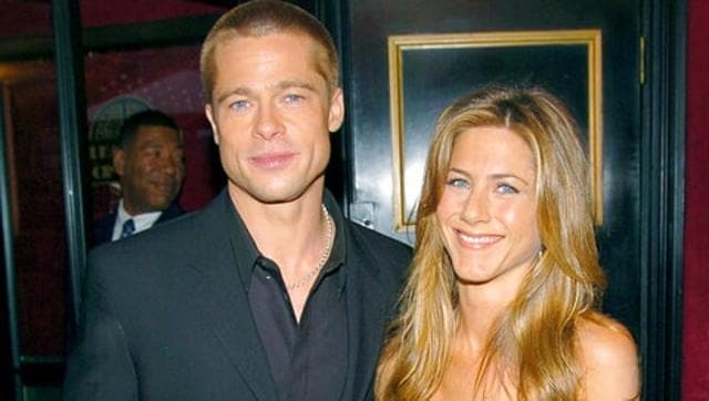 Brad Pitt and Jennifer Aniston were married from 2000-2005. Brad Pitt and Jennifer Aniston were married from 2000-2005.