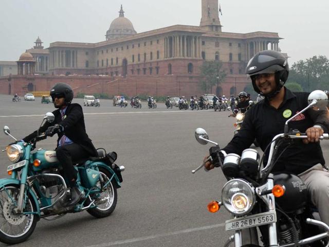 Riders participate in one of the previous editions of The Distinguished Gentleman’s Ride in Delhi.(Abhishek Swarup)