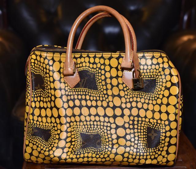 Louis Vuitton bag (Tanishaa Mukerji/Hindustan Times)