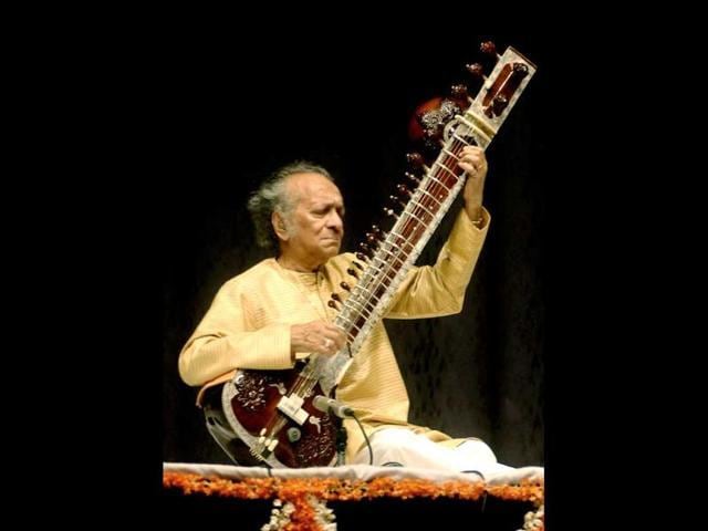 Indian classical musician Ravi Shankar passed away on December 11, 2012 after undergoing a heart surgery. Indian classical musician Ravi Shankar passed away on December 11, 2012 after undergoing a heart surgery.