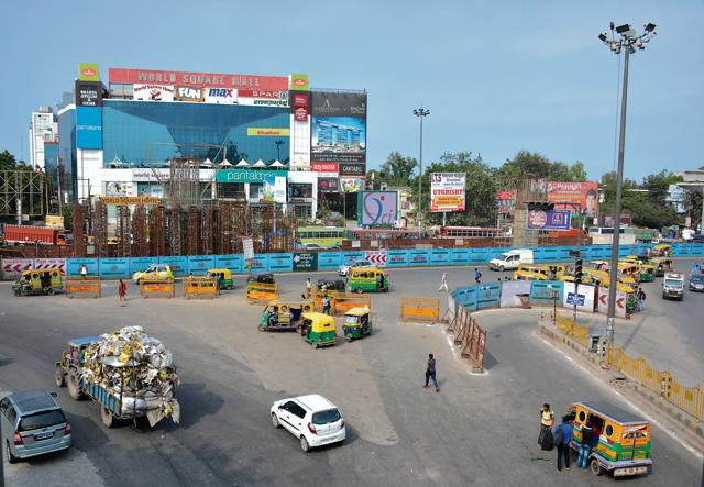 The two Metro extensions have been proposed from Sector 62 in Noida to Indirapuram in Ghaziabad and from Vaishali to Mohan Nagar (above).(Sakib Ali/HT Photo) The two Metro extensions have been proposed from Sector 62 in Noida to Indirapuram in Ghaziabad and from Vaishali to Mohan Nagar (above).(Sakib Ali/HT Photo)