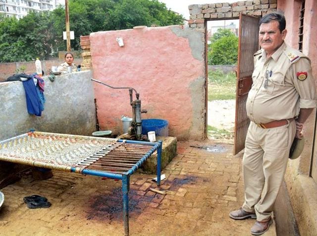 Police said the victim’s head and face were battered with a blunt object while he was sleeping at his dairy farm. (Sakib Ali/HT Photo) Police said the victim’s head and face were battered with a blunt object while he was sleeping at his dairy farm. (Sakib Ali/HT Photo)