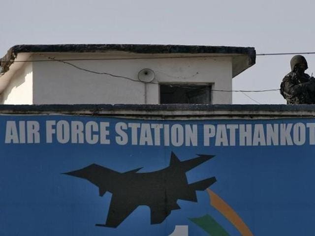 The aircraft sorties are a routine in Pathankot and people generally are least bothered about them, but residents are concerned nowadays amid talks of revenge after the Uri terror attack.(HT File Photo)