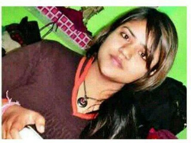 Shilpu Singh Bhadoria was the daughter of army subedar Ramesh Singh Bhadoria.(HT photo) Shilpu Singh Bhadoria was the daughter of army subedar Ramesh Singh Bhadoria.(HT photo)