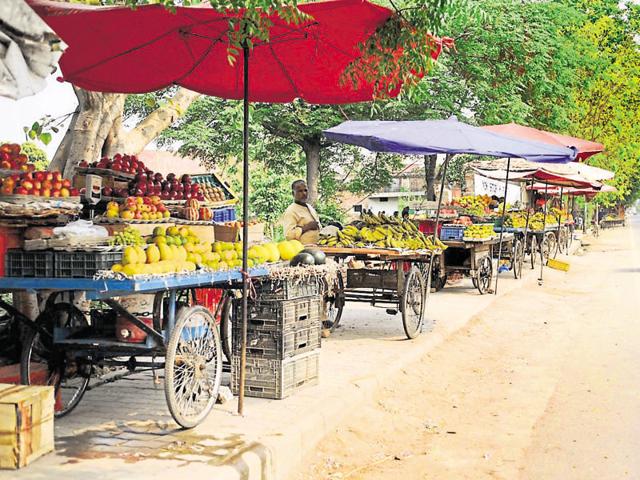 Businessmen in small and Tier 2 towns need to be motivated to create as many jobs as possible. Unfortunately, quarter of a century after liberalisation, businessmen in the Hindi belt still are not given the respect that they actually deserve.(Arun Mondhe/ HT Photo)