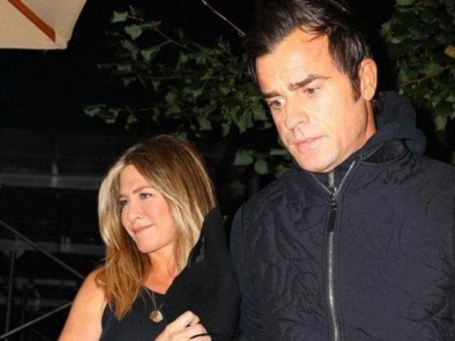 The couple wore colour coordinated black outfits, with Aniston wearing cut sleeves top, pants and heels and the Zoolander star sporting a sweatshirt and dark grey jeans.(Twitter) The couple wore colour coordinated black outfits, with Aniston wearing cut sleeves top, pants and heels and the Zoolander star sporting a sweatshirt and dark grey jeans.(Twitter)