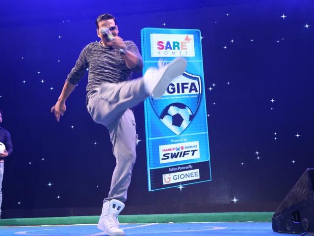 Akshay made a grand entrance on stage to a power-packed audience of 5000 people.(HT Photo)