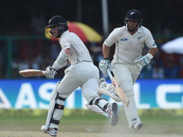 Ross Taylor got run out (R) and Kane williamson was trapped leg before by Ashwin to leave the Kiwis struggling in their 434-run chase.(AFP) Ross Taylor got run out (R) and Kane williamson was trapped leg before by Ashwin to leave the Kiwis struggling in their 434-run chase.(AFP)