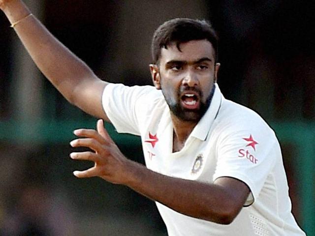 Ravichandran Ashwin with teammates celebrates the wicket of New Zealand skipper Kane Williamson.(PTI Photo) Ravichandran Ashwin with teammates celebrates the wicket of New Zealand skipper Kane Williamson.(PTI Photo)