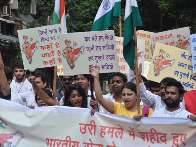 BJP workers burn an effigy of Pakistan's Prime Minister Nawaz Sharif to protest against Uri attack, in Bhopal on Saturday.(PTI)