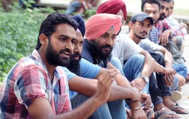 In Patiala, one gets the sense that the youth have broken free of fraternal allegiances. The “profligate” Badal family is held in disdain for its high-handed ways and it’s stranglehold on businesses ranging from real estate to fourth estate. (Bharat Bhushan/HT Photo) In Patiala, one gets the sense that the youth have broken free of fraternal allegiances. The “profligate” Badal family is held in disdain for its high-handed ways and it’s stranglehold on businesses ranging from real estate to fourth estate. (Bharat Bhushan/HT Photo)