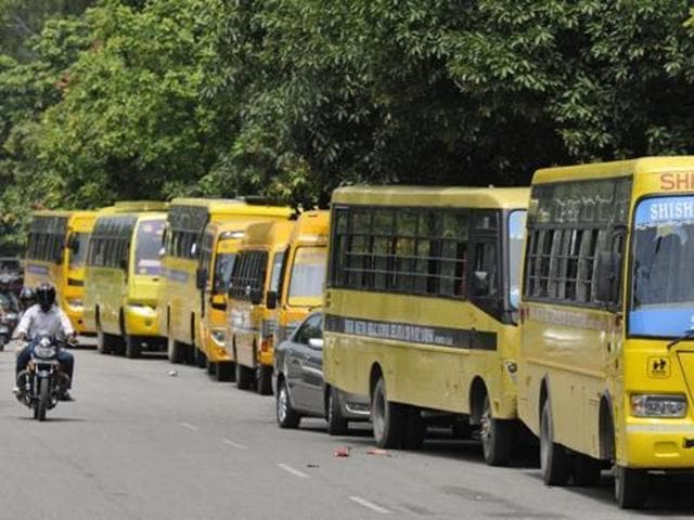 In the past few days, school buses have been facing delays of over an hour due to the poor maintenance of roads.(HT file photo)