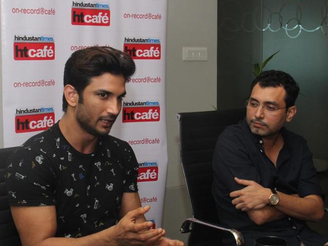 In a special chat with HT Café, Sushant Singh Rajput and film-maker Neeraj Pandey talk about making a biopic on ‘Captain Cool’.(HT Photo)