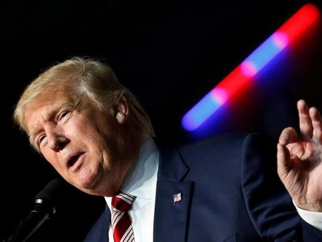 Republican presidential nominee Donald Trump holds a rally with supporters in Roanoke, Virginia, US.(Reuters Photo)