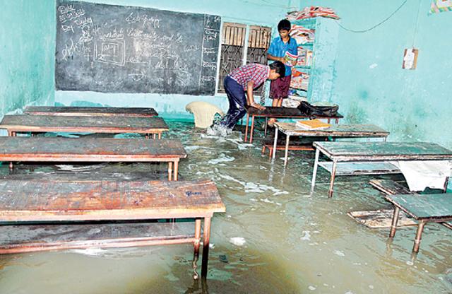 Water entered a school in Allwyn colony in Kukatpally in the outskirts of Hyderabad city. (Grist media) Water entered a school in Allwyn colony in Kukatpally in the outskirts of Hyderabad city. (Grist media)