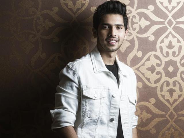 Singer Armaan Malik is a big fan of Bruno Mars and Justin Bieber.(Aalok Soni/HT Photo) Singer Armaan Malik is a big fan of Bruno Mars and Justin Bieber.(Aalok Soni/HT Photo)