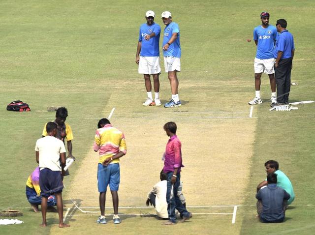 Before the start of the match, coach Anil Kumble and skipper Virat Kohli had high hopes from the wicket and the pitch lived up to their expectations.(Ajay Aggarwal/HT PHOTO) Before the start of the match, coach Anil Kumble and skipper Virat Kohli had high hopes from the wicket and the pitch lived up to their expectations.(Ajay Aggarwal/HT PHOTO)