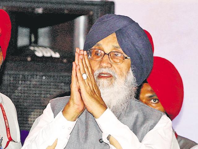 Chief minister Parkash Singh Badal chaired that meeting.(HT File) Chief minister Parkash Singh Badal chaired that meeting.(HT File)