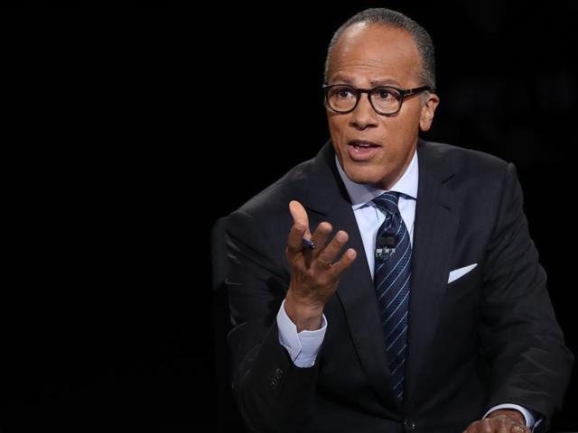 Debate moderator Lester Holt talks during the first presidential debate at Hofstra University in Hempstead, New York. (AFP Photo)