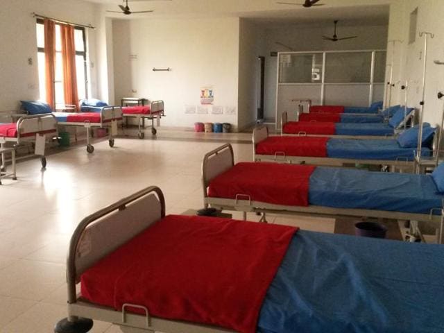 A view of a ward at NC medical college. A Hindustan Times investigation in the five medical colleges, all located 50km to 100km from Delhi, reveal some shocking realities.(HT Photo) A view of a ward at NC medical college. A Hindustan Times investigation in the five medical colleges, all located 50km to 100km from Delhi, reveal some shocking realities.(HT Photo)