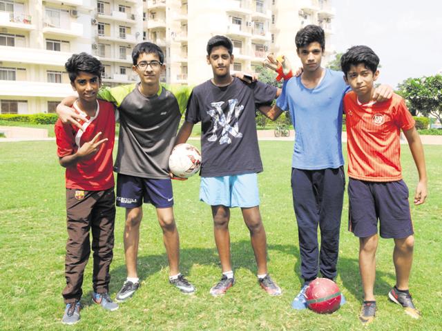 Parkview Dynamoz football team will participate in HT GIFA football tournament.(Parveen Kumar/HT) Parkview Dynamoz football team will participate in HT GIFA football tournament.(Parveen Kumar/HT)