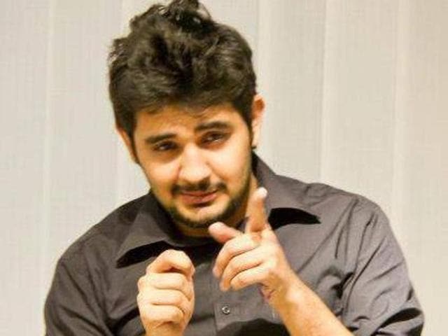 Karachi-based stand-up comic Shehzad Ghias Shaikh in a Facebook post has listed a few excellent reasons for India and Pakistan to not go to war.(Facebook)