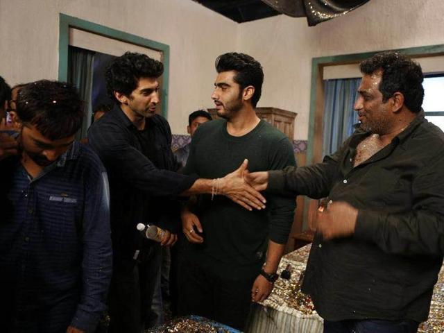 Arjun Kapoor and Aditya Roy Kapur also visited the sets of Jagga Jasoos to wish Ranbir.