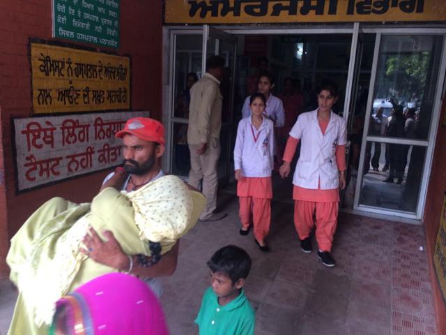 A patient being taken out of the civil hospital emergency ward in Pathankot following the administration’s orders to keep emergency wards ready for any eventuality. (Vinay Dhingra/HT Photo) A patient being taken out of the civil hospital emergency ward in Pathankot following the administration’s orders to keep emergency wards ready for any eventuality. (Vinay Dhingra/HT Photo)