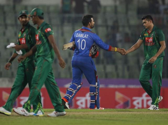Man-of-the-match Nabi showed his all-round skills, scoring 49 runs and putting on 107 runs with Stanikzai for the fifth wicket.(AP) Man-of-the-match Nabi showed his all-round skills, scoring 49 runs and putting on 107 runs with Stanikzai for the fifth wicket.(AP)