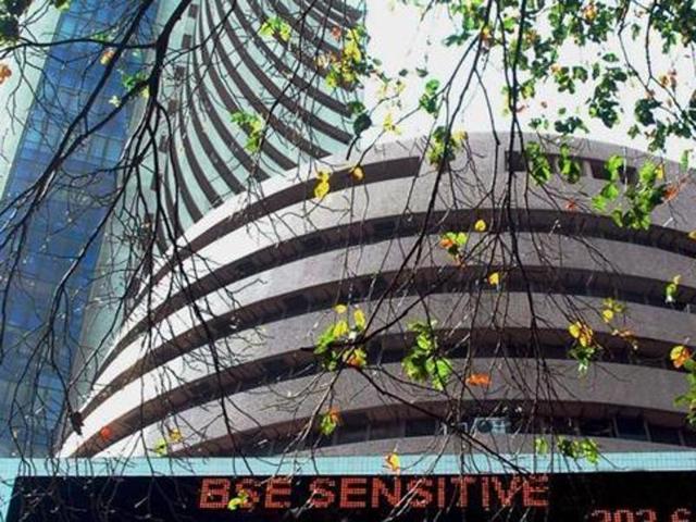 Bombay Stock Exchange's Sensex plunged over 550 points in afternoon trading after statements from the Indian army confirmed surgical strikes against terrorists along the line of control.(PTI)