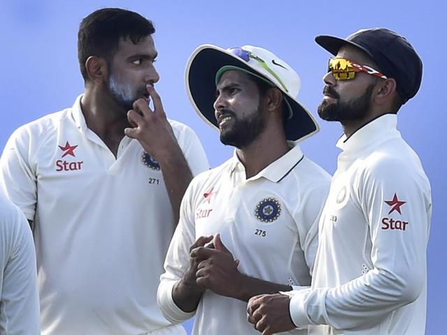 India's Ravindra Jadeja (L) celebrates with Virat Kohli after taking the wicket of New Zealand's Luke Ronchi.(REUTERS) India's Ravindra Jadeja (L) celebrates with Virat Kohli after taking the wicket of New Zealand's Luke Ronchi.(REUTERS)