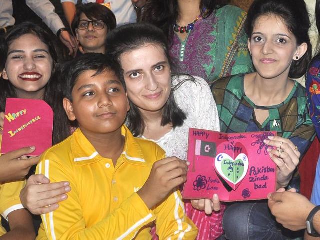 Pakistani and other delegates of Global Peace Festival with the students at Gurukul Global School in Manimajra on Thursday.(Sant Arora/HT Photo) Pakistani and other delegates of Global Peace Festival with the students at Gurukul Global School in Manimajra on Thursday.(Sant Arora/HT Photo)